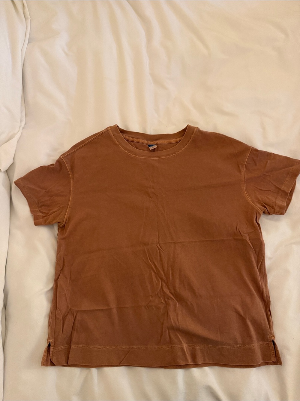 Old Navy Men's Short-Sleeve Crewneck Tee in Rust